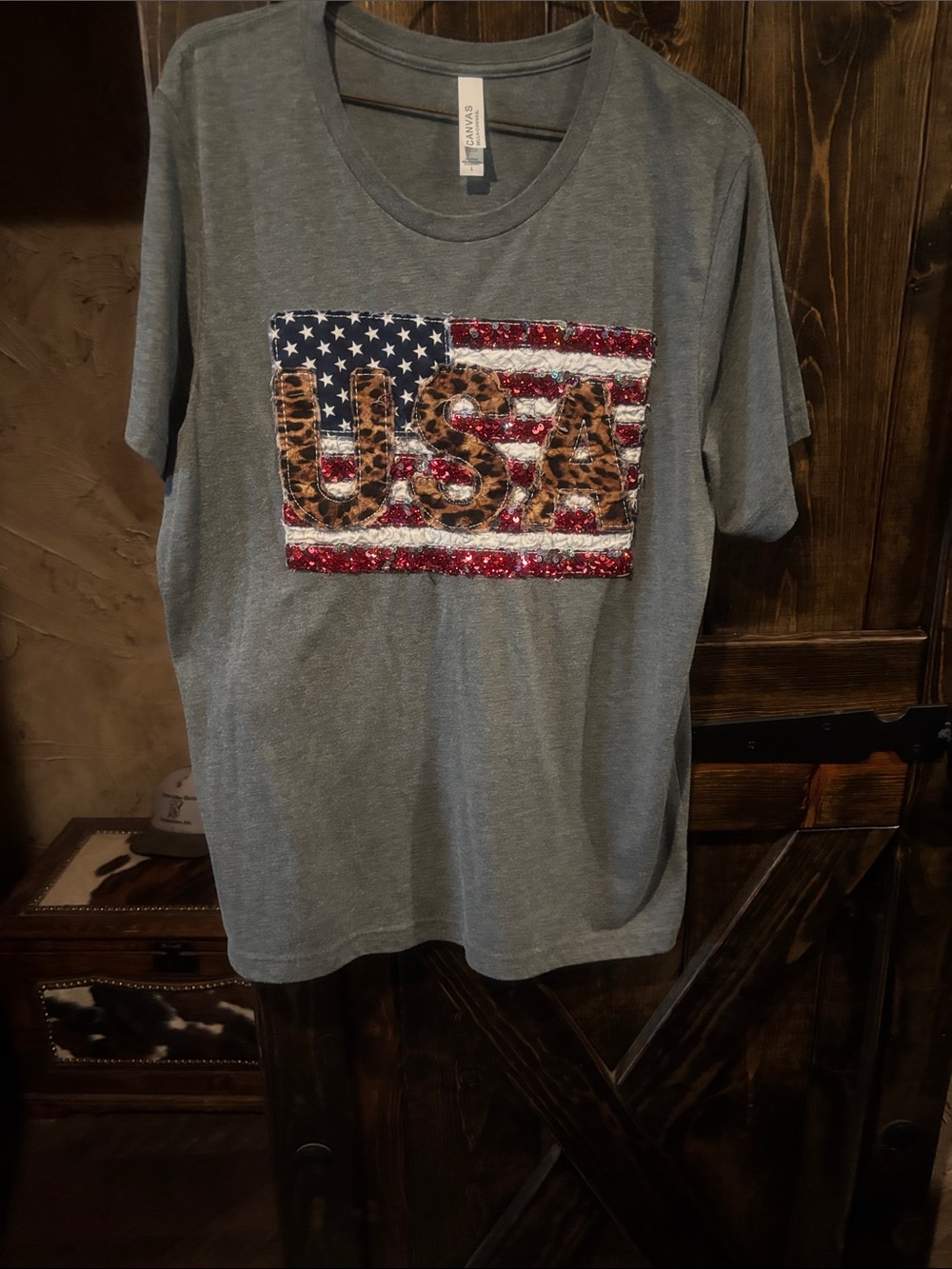 Womens gray Graphic USA Tee with Leopard Accent